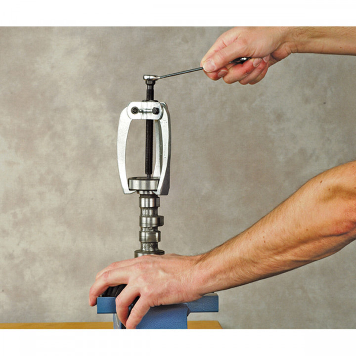 Extracteur de roulements auto-centrant KUKKO 100 x 100 mm 3 Pieds