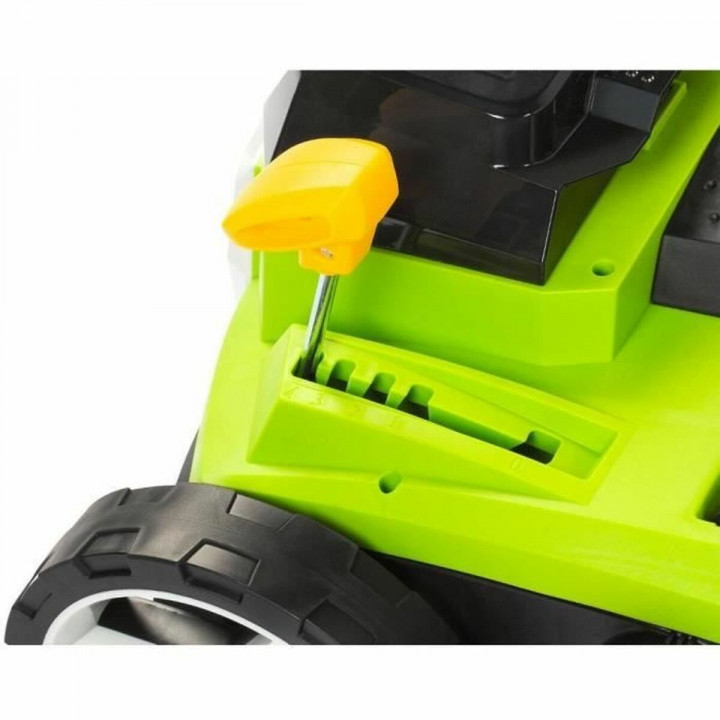 Scarificateur de pelouse Fieldmann