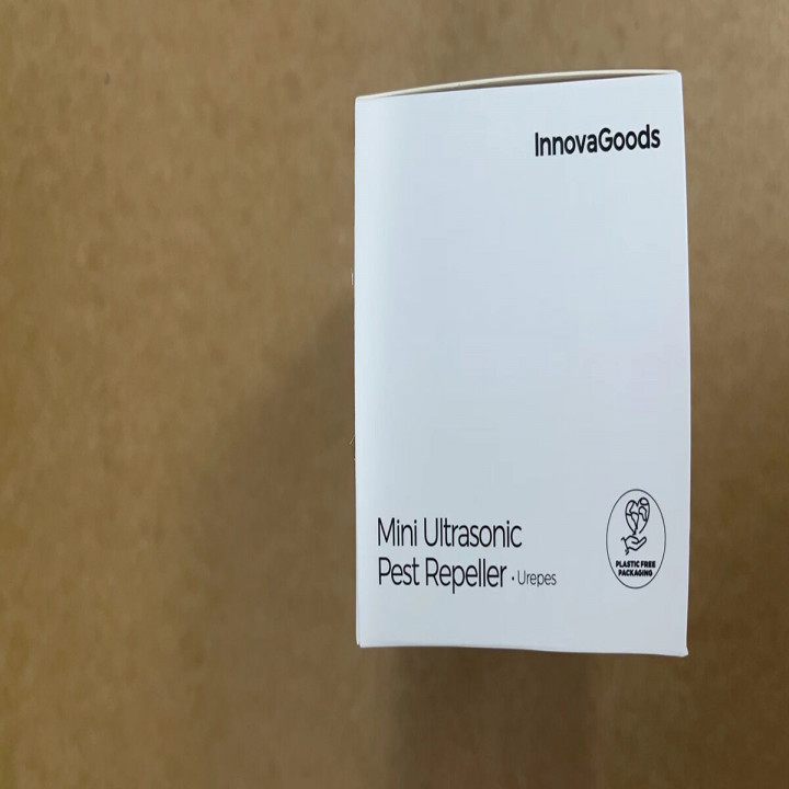 Mini Ultrasonic Insect and Rodent Repeller InnovaGoods White (Refurbished B)