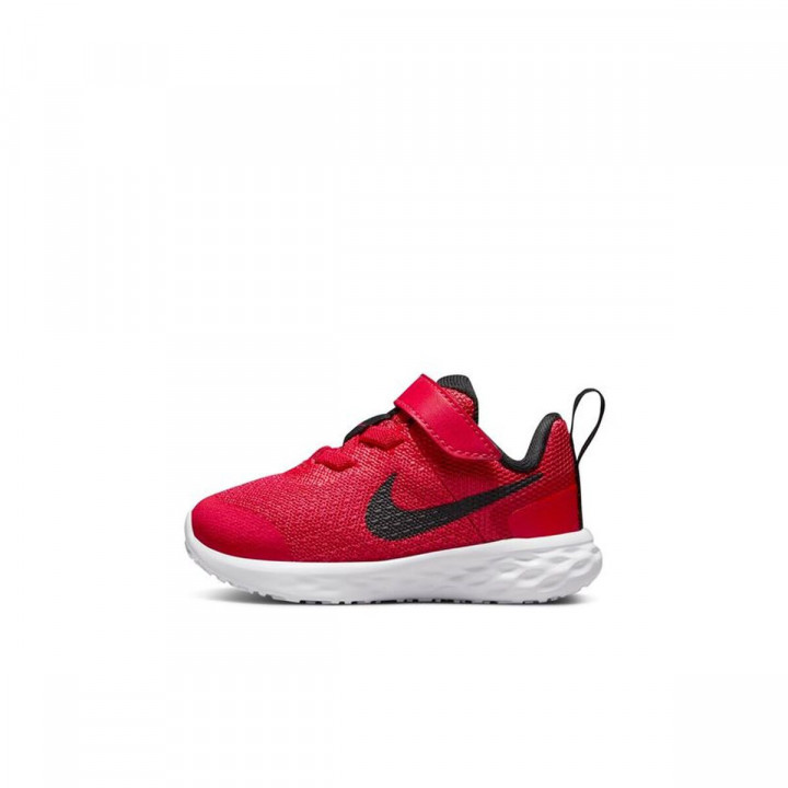 Sports Shoes for Kids Nike Revolution 6