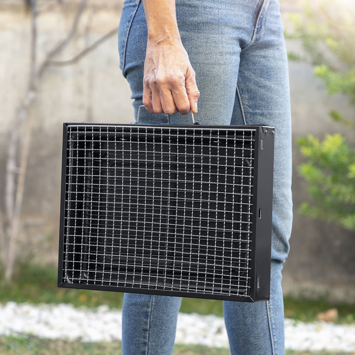 Opvouwbare draagbare barbecue voor gebruik met houtskool BearBQ InnovaGoods