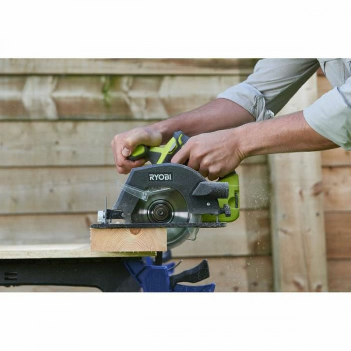 Set met boor en accessoires Ryobi RCK184C-242S