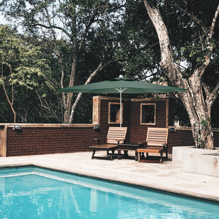 Marbueno Stalen Parasol 8 Ribben D300 cm Polyester Groen Tuin, Zwembad en Terras 10190