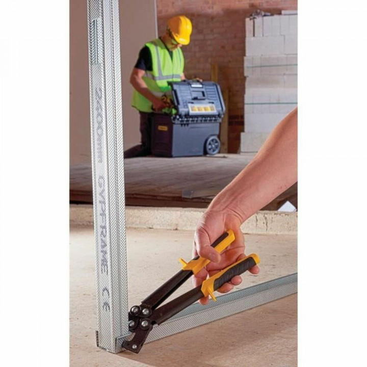 Alicates pelacables Stanley 15-261