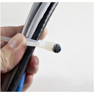 Boîte à outils Startech CBMZTS10N4