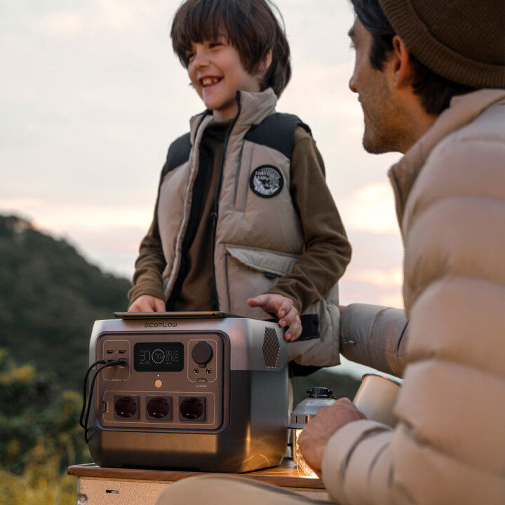 Generatore Solare Portatile Ecoflow River 2 Pro