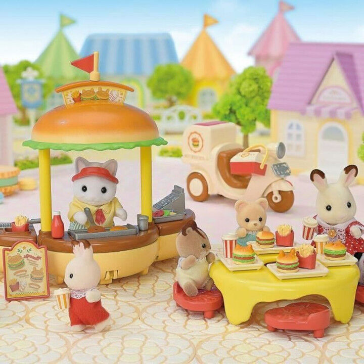 Accessori per Casa delle Bambole Sylvanian Families Puesto de hamburguesas - Papa Latte Cat y Scooter 30 Pezzi