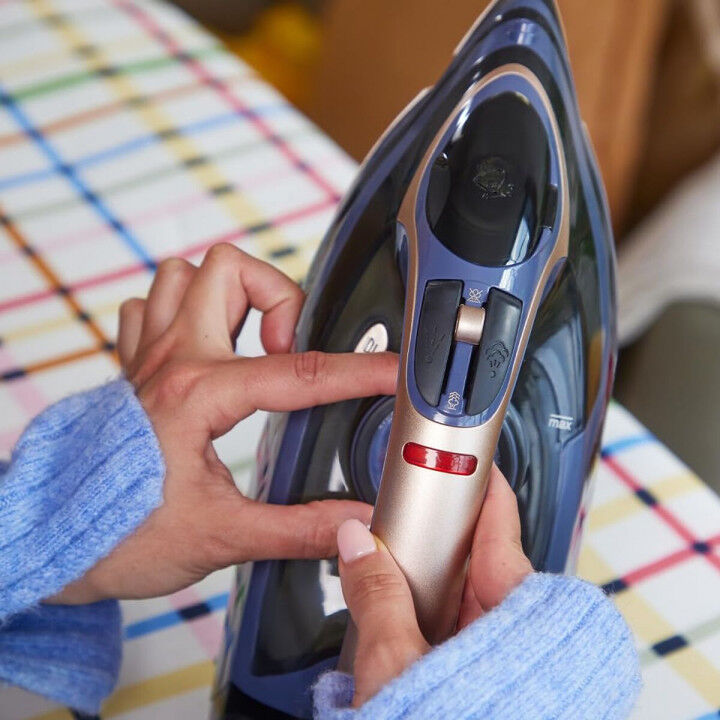 Steam Iron Russell Hobbs 28630-56 PRO 3100 W