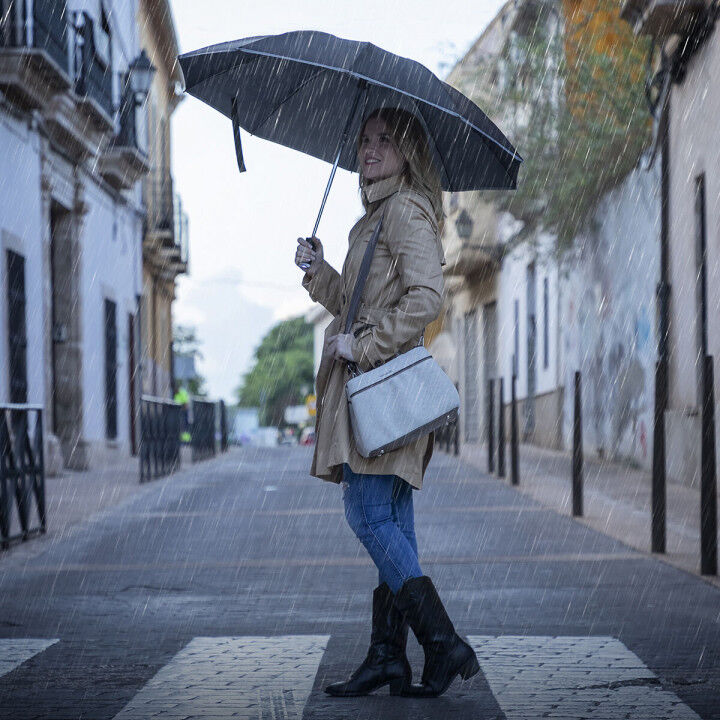 Regenschirm mit umgekehrter Faltung und mit LED Folbrella InnovaGoods
