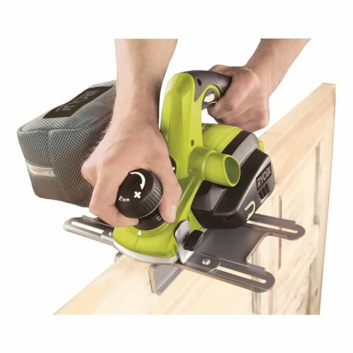 Rabot de charpente électrique Ryobi Rabot 750 W 12 V