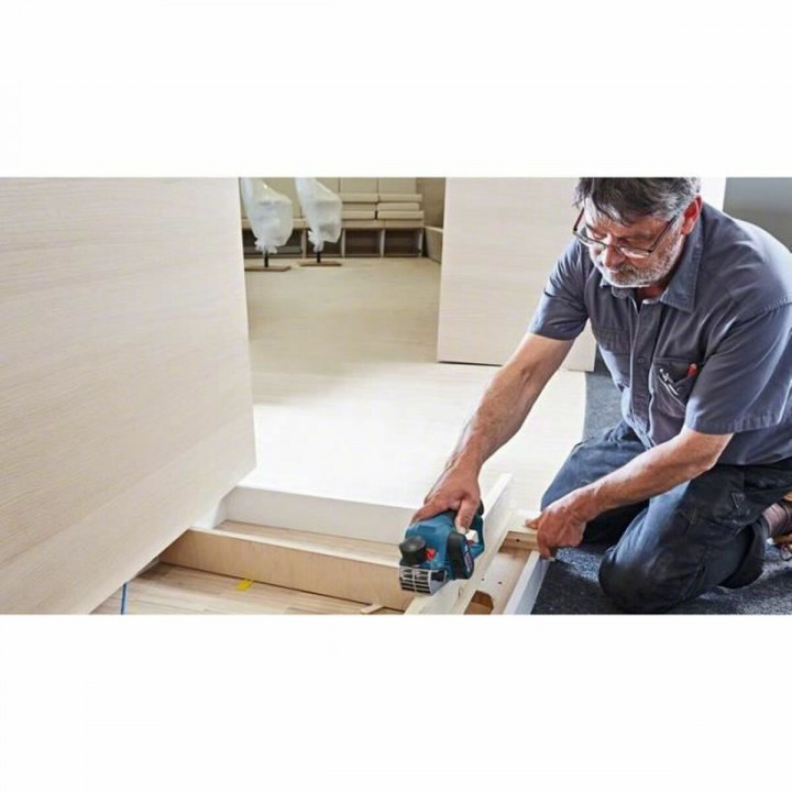 Electric planer BOSCH GHO 12V-20 18 V