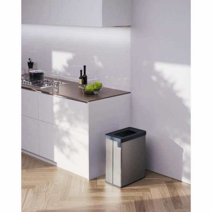 Cubo de basura Curver