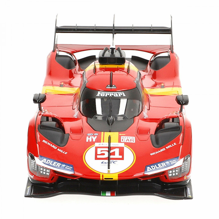 Coche Bburago Ferrari Racing 499 LMH 51 1:18