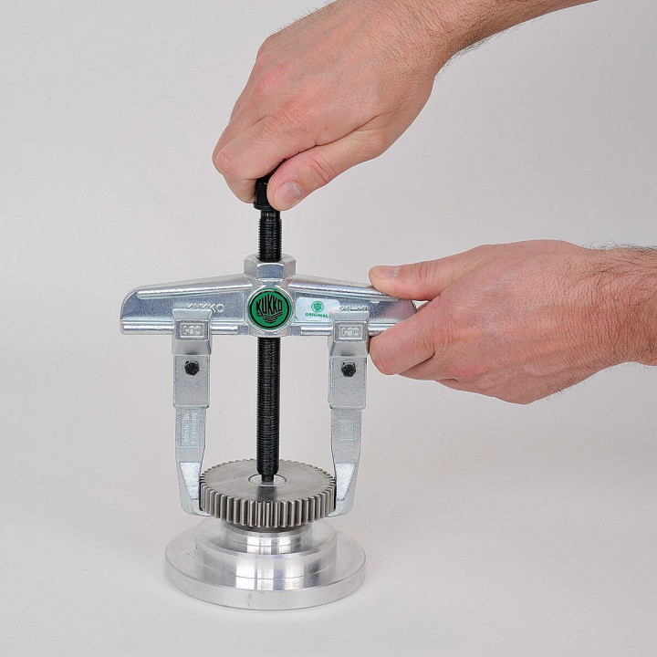 Bearing puller KUKKO 2 Legs